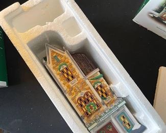 Dept. 56 The University Club Christmas in the City Series Department #58945 in Original Box 10 x 3.5 x 6.5 in HxWxD