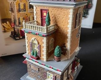 Dept. 56 Café Tazio Department Christmas in the city series #56.59253 in Original Box 9 x 5.25 x 4.75in HxWxD