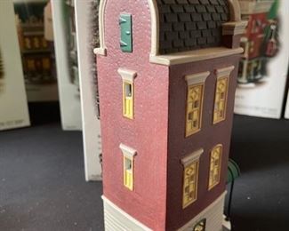 Dept. 56 Beekman House Christmas in the City Series Department #56.58878 in Original Box 10.5 x 3 x 4.75in HxWxD