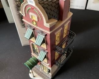 Dept. 56 Beekman House Christmas in the City Series Department #56.58878 in Original Box 10.5 x 3 x 4.75in HxWxD