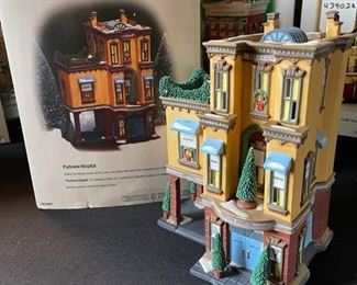 Dept. 56 Parkview Hospital Christmas in the City Series Department #56.58947 in Original Box 8.5 x 6.25 x 5in HxWxD