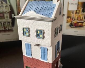 Dept. 56 Café Caprice French Restaurant Christmas in the City Series Department #56.58882 in Original Box 10.5 x 3.75 x 4.5in HxWxD