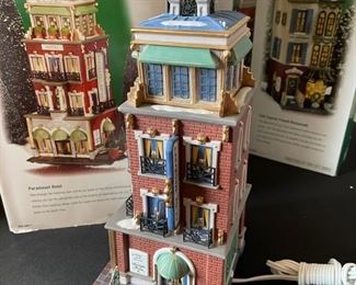 Dept. 56 Paramount Hotel Christmas in the City Series Department #56.58911 in Original Box 13 x 6 x 5.5in HxWxD