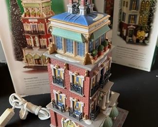 Dept. 56 Paramount Hotel Christmas in the City Series Department #56.58911 in Original Box 13 x 6 x 5.5in HxWxD