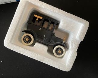 6pc Dept. 56 Christmas in the City Series. City taxi, 1919 Ford model T, city police car, radio city Rockettes, dressed for success, rest ye Merry gentlemen