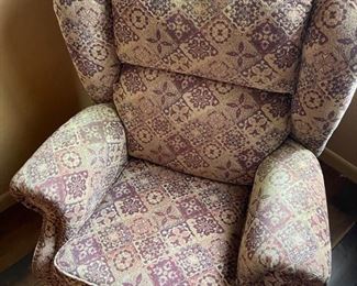 #1 La-Z-Boy Buchanan High Leg Recliner Wingback Clawfoot Reclining Chair 45 x 39 x 37in Seat Height: 21 in HxWxD