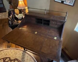 Thomasville Ernest Hemingway PaPa Writing Desk & Stool Collectors Set Desk: 55.5x44.25 x 26in Chair: 41” x 18” x 21” seat height: 31 HxWxD