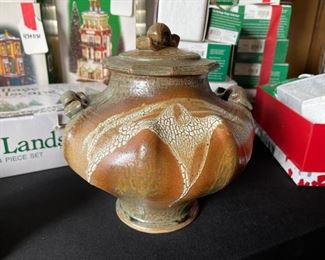 Larry Spears Studio Pottery Pot w/ Lid 9.5x10in
