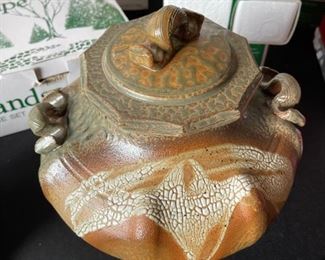 Larry Spears Studio Pottery Pot w/ Lid 9.5x10in