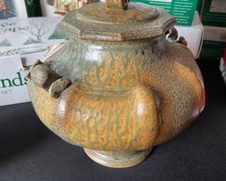 Larry Spears Studio Pottery Pot w/ Lid 9.5x10in