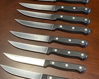 8 Wusthof Gourmet Steak Knife set 4050/12cm 9.25 in long
