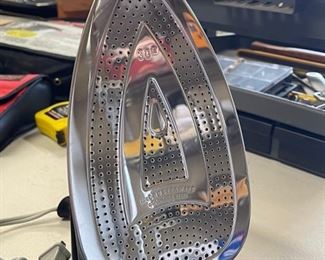 Rowenta DW6080 Eco-Intelligence 1700-Watt Energy Saving Steam Iron Stainless 11.5 x 5in