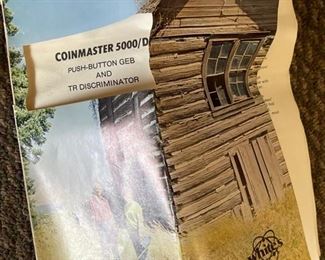 NIB Whites Coinmaster 5000D Metal Detector in original box