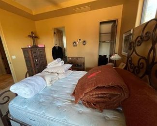 Purchase Online Wed 1/12 @6pm AZ Time and Come to the live sale Friday 1/4 & Saturday 1/15 9am to 2pm. Many items only available at the live sale!