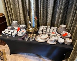 Purchase Online Wed 1/12 @6pm AZ Time and Come to the live sale Friday 1/4 & Saturday 1/15 9am to 2pm. Many items only available at the live sale!