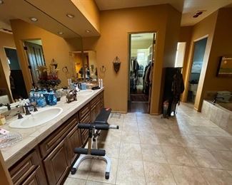 Purchase Online Wed 1/12 @6pm AZ Time and Come to the live sale Friday 1/4 & Saturday 1/15 9am to 2pm. Many items only available at the live sale!