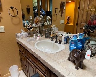 Purchase Online Wed 1/12 @6pm AZ Time and Come to the live sale Friday 1/4 & Saturday 1/15 9am to 2pm. Many items only available at the live sale!