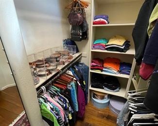 Purchase Online Wed 1/12 @6pm AZ Time and Come to the live sale Friday 1/4 & Saturday 1/15 9am to 2pm. Many items only available at the live sale!