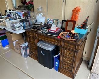 Purchase Online Wed 1/12 @6pm AZ Time and Come to the live sale Friday 1/4 & Saturday 1/15 9am to 2pm. Many items only available at the live sale!