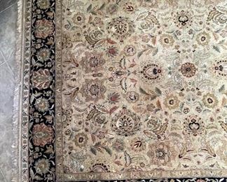 8x10 Hand Knotted Wool Rug 125x99in