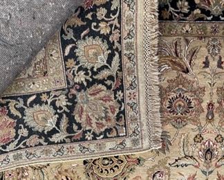 8x10 Hand Knotted Wool Rug 125x99in