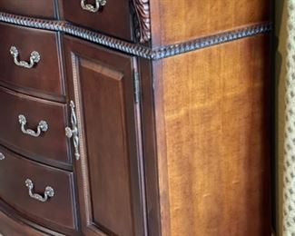 Thomasville Marble Top Dark Wood Sideboard Buffett 42 x 69 x 20in HxWxD