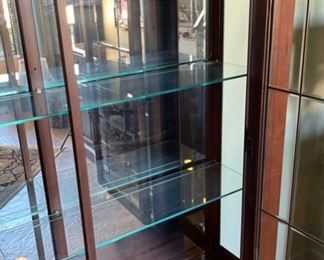 Thomasville Dark Wood China Cabinet Display Cab 80.35x64.5x19.5in HxWxD