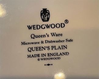 73pc Wedgwood Queensware Queens Plain 73 pc