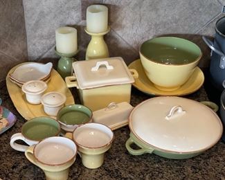 16pc Vietri Italy Yellow/Green China Set Partial 16pc