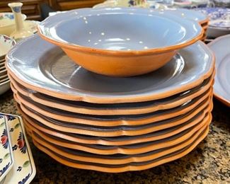 34pc Loneoak & Co Terracotta & Blue dish-ware 34pc