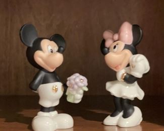 Lenox Disney Mickey & Minnie Mouse Salt & Pepper Shakers 4 inches high