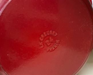 Le Creuset 24 Dutch Oven Red 5.5 x 12.5 x 10in HxWxD