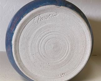 Studio Art Pottery Tureen Parsons 9 x 11 x 10in