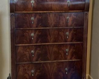 National Mt Airy Furniture 5 Drawer Dresser 54.5 x 42 x 19 in HxWxD