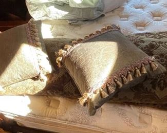 King Duvet Cover & 2 matching Pillows King size