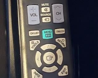 Samsung 32in HD LCD TV LN32B360C5D TV 22.5 x 31.5 x 7 in HxWxD