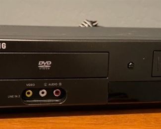 Samsung DVD-V9800 VCR DVD Combo Player