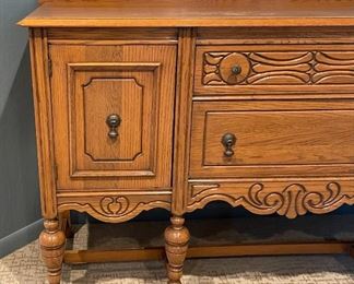 Oak Sideboard Buffet cabinet 37 x 60 x 20 in HxWxD