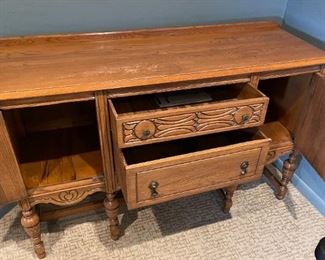 Oak Sideboard Buffet cabinet 37 x 60 x 20 in HxWxD