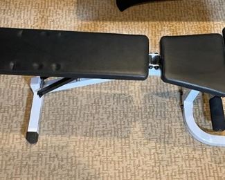 Body Solid Flat to Incline Bench 19x22x55in HxWxD