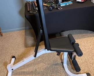 Body Solid Flat to Incline Bench 19x22x55in HxWxD