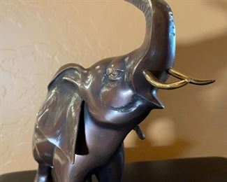 GATCO Solid Brass Elephant Bronze Finish 13 x 5 x 13 in HxWxD