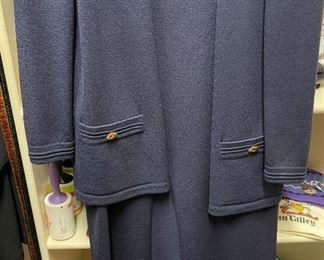 St. John Basics Knit Jacket & Skirt Size: L