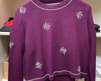 St. John Sport Marie Gray Knit Sweater & Pants Size: XL