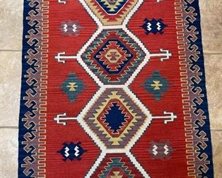 Lg Hand Knotted Peruvian rug 61 x 38.5