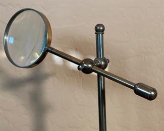 Brass Adjustable Desk Magnifying Glass 10x12x5in HxWxD
