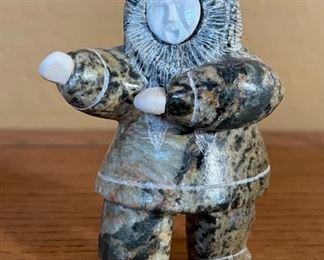 2pc Edith Oktollik Inuit Eskimo Carved Figures Sincaolook Point Alaska Soapstone 4in H