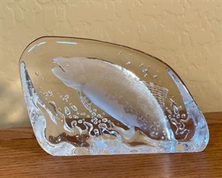 Mats Jonasson Crystal Fish Paperweight Salmon 5x7x1.75in HxWxD