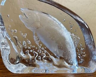 Mats Jonasson Crystal Fish Paperweight Salmon 5x7x1.75in HxWxD