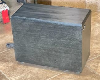 JAMO SW 400E Powered Subwoofer Speaker Sub 15.5 x 19.5 x 9.5in HxWxD